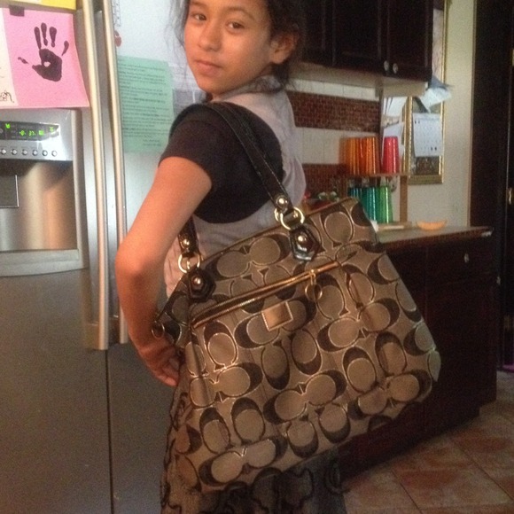 Bundle of 2 coach bags for mmq123