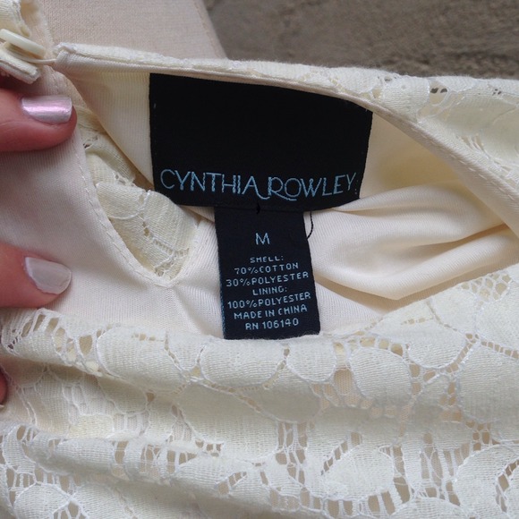 Cynthia Rowley Ivory Lace Top sz M - Picture 3 of 4