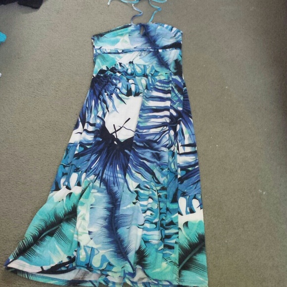 Hawaiian halter maxi