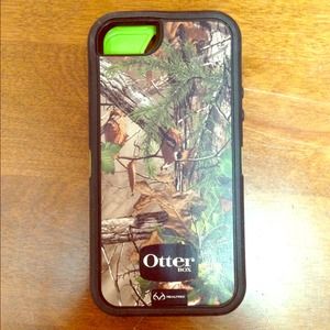 Camo Otterbox iPhone 5 case!