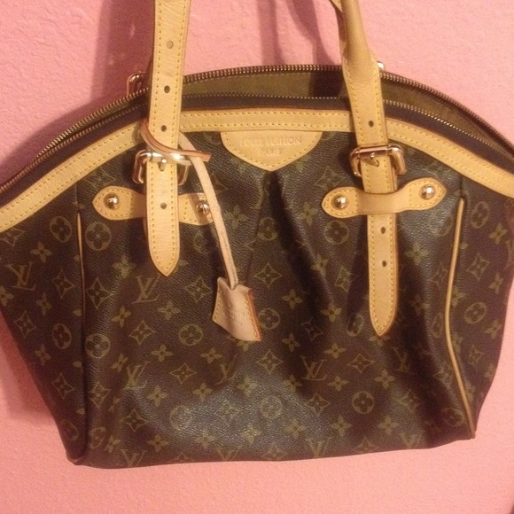 Louis vuitton tivoli gm (no trades)