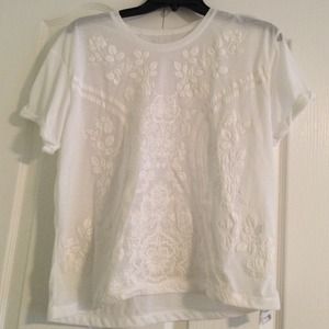 White Tshirt with design