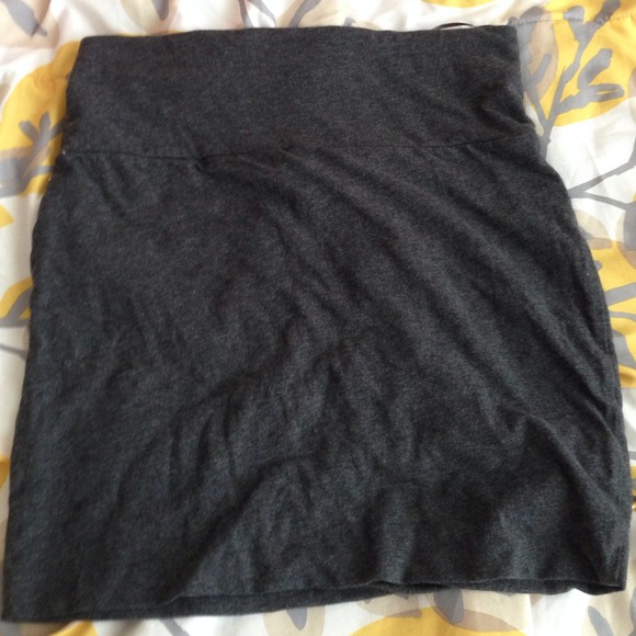 Plain grey skirt, never worn.