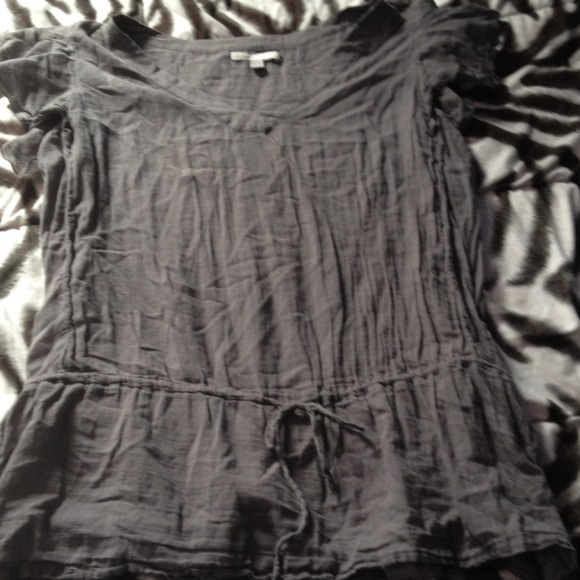 Old navy gray top