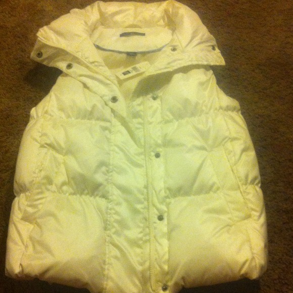 Gap puff vest