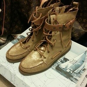 Sperry boots
