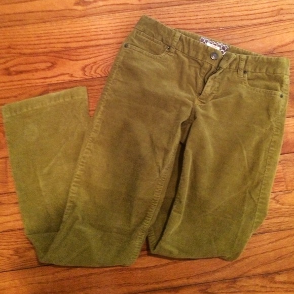 o l i v e • c  o r d s - Picture 2 of 3