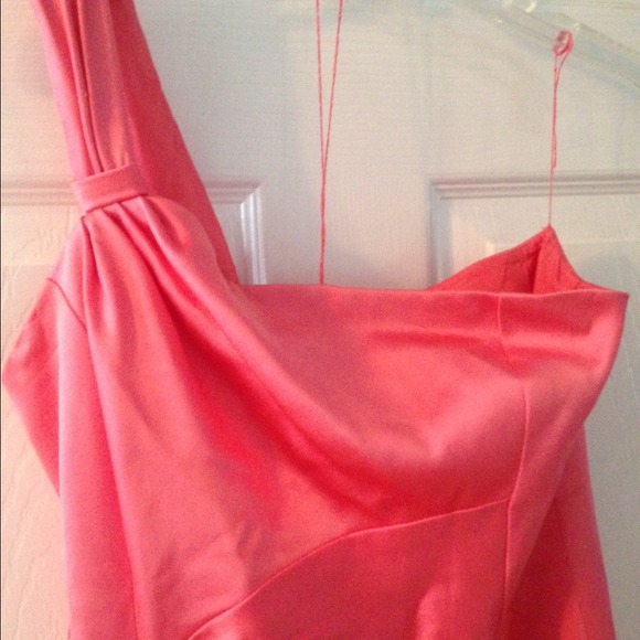 One shoulder salmon knee length dress