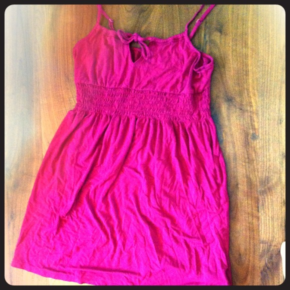 Magenta strapless dress