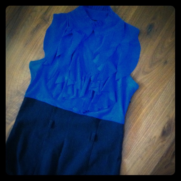 One-piece fitted dress, perfect for work!