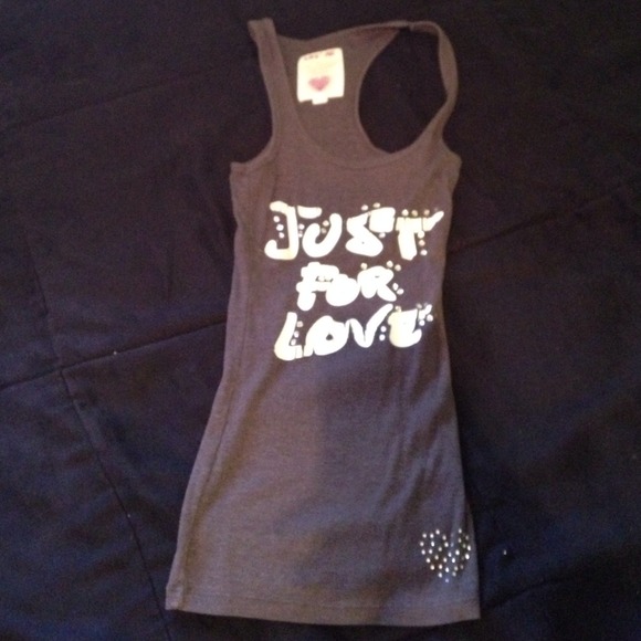 Grey tank top