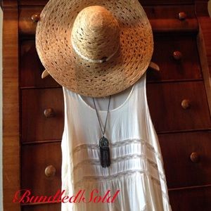 BUNDLED/SOLD-NWT Floppy Natural Straw Sun Hat