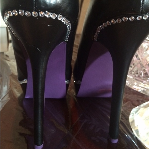 Custom stilettos