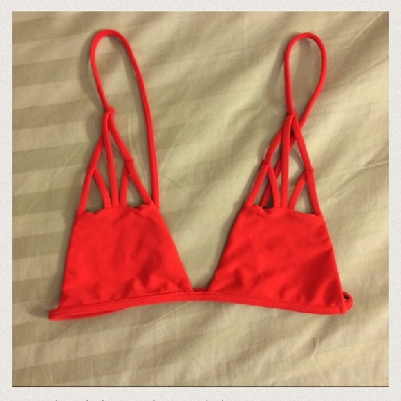 ❌❌SOLD❌❌ Acacia Hibiscus S Santorini top