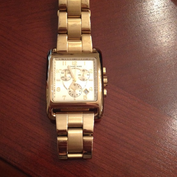 Michael kors gold watch. Gently worn.