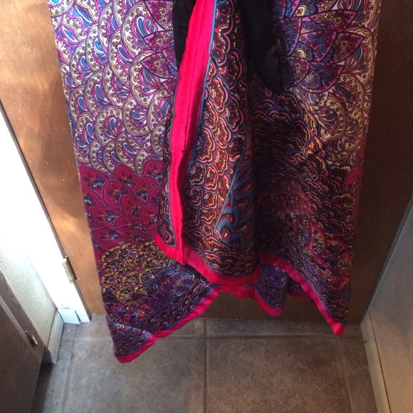 SOLD in a bundle. Beautiful Indian scarf dress - Picture 4 of 4