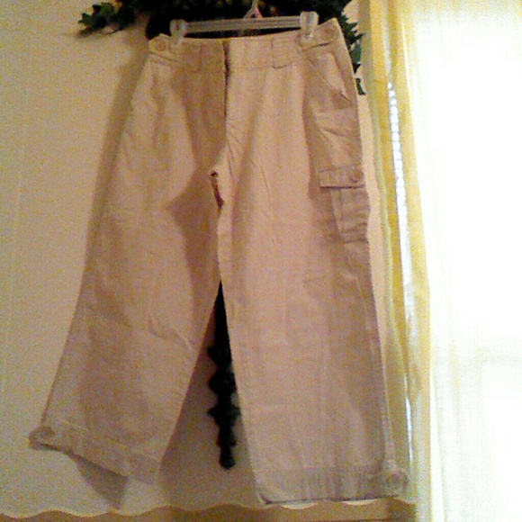 Beige capri - Picture 3 of 3