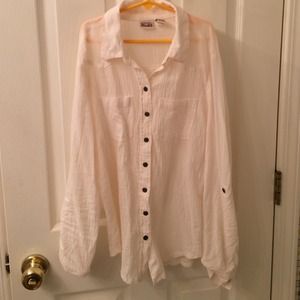 Mudd cream light button up