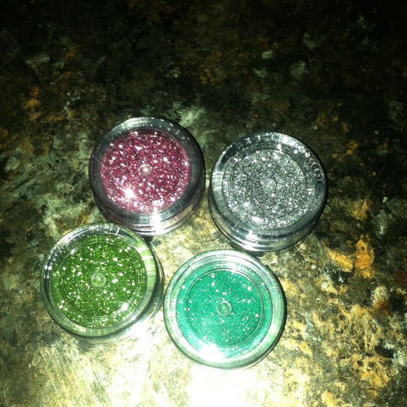 Mac glitter sample pigments