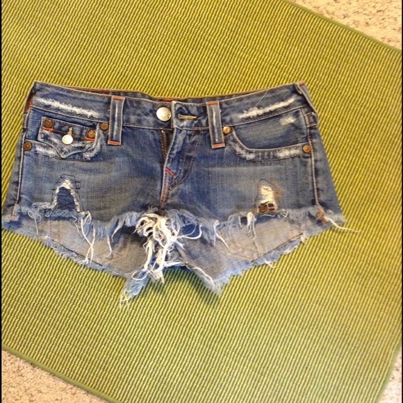HOLD FOR MJ_BROWN True Religion short