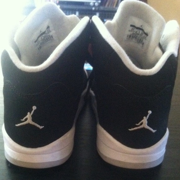 Oreo 5s❌SOLD TO @jacquelineraeli❌ - Picture 2 of 4