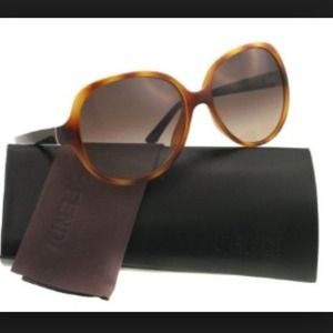 Fendi 100% AUTH, FS5274, oversized! Beautiful!