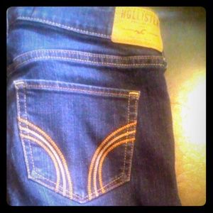 Bootcut jeans. Medium Dark. Look new.