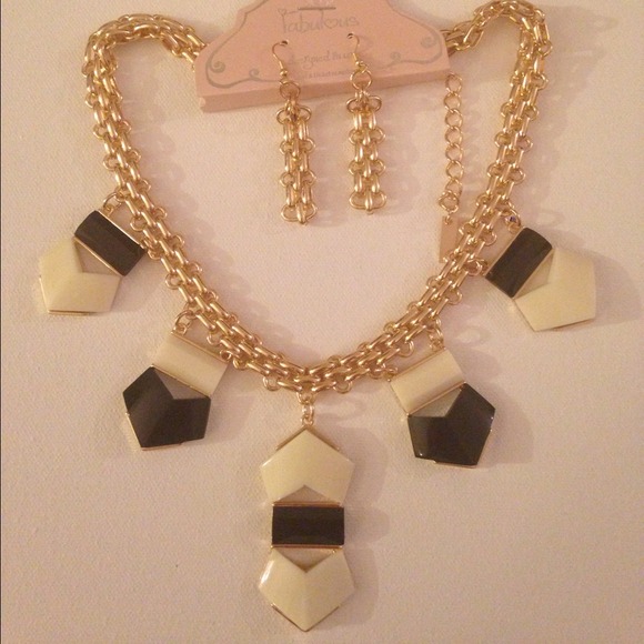 Black & White Statement Necklace
