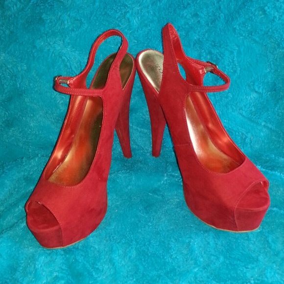 Red suede Peep toe stiletto