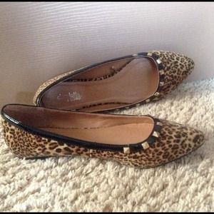 Leopard print flats