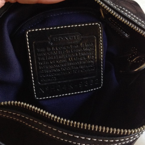 Authentic legacy Coach purse - Picture 4 of 4
