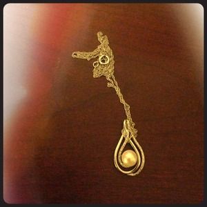 Sterling silver pearl necklace.