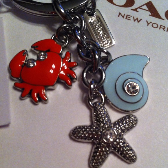 🚫🚫KEEPING🚫🚫Coach Nautical Themed Keychain - Picture 2 of 4