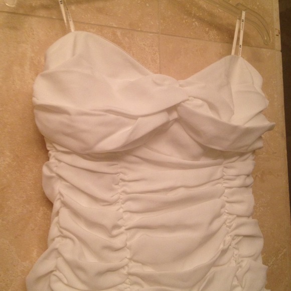 New, Strapless Mini - Picture 3 of 3