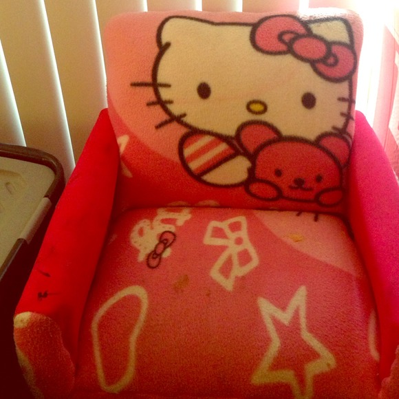 Hello Kitty Toddler chair