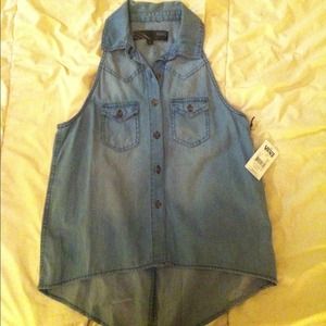 VANS Jean Sleeveless Button Up!