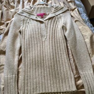 Medium wool sweater