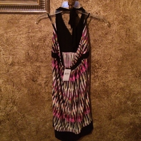 Dress - Picture 2 of 3