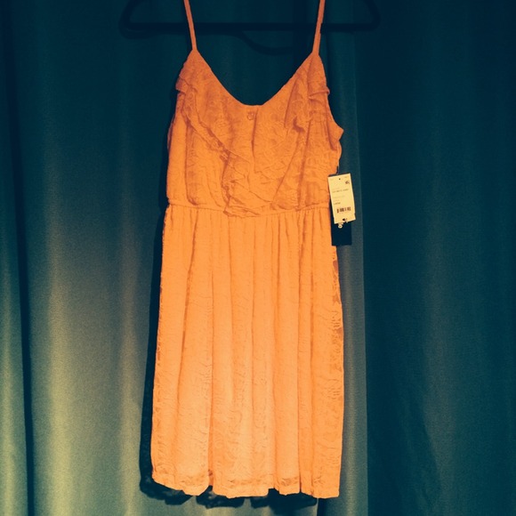 Flamingo pink dress knee-length