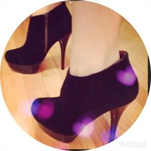 Steve Madden ankle booties