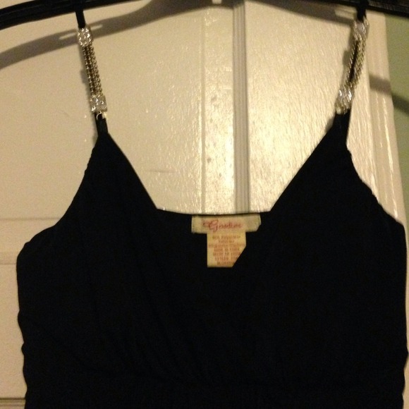 Dress - Picture 2 of 4