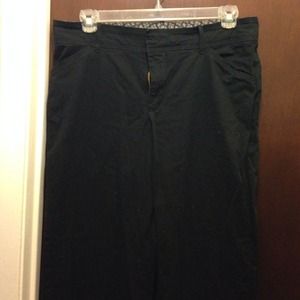 Black casual dress pants.