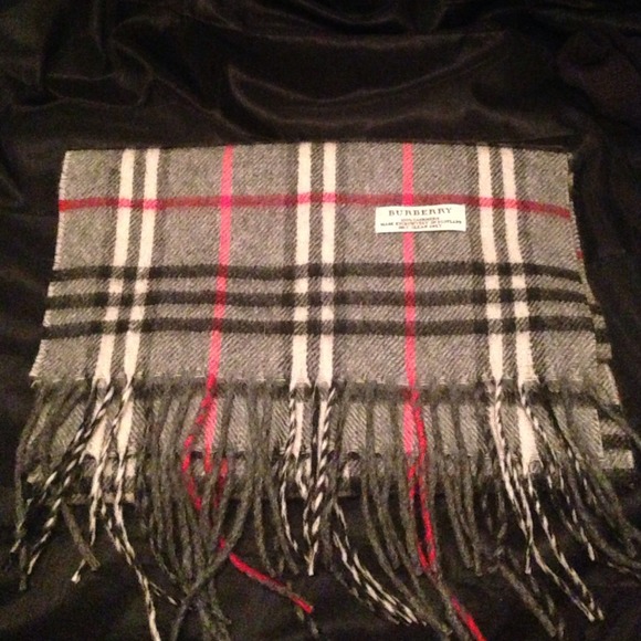 Gorgeous Burberry Scarf