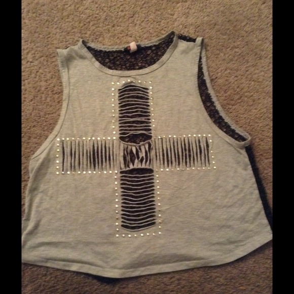 Grey Shirt w/ lace back 🎀