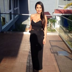 💋❤️ Black Bebe Sweetheart Peplum Dress