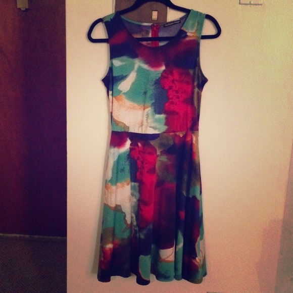 SOLD!! Pretty summer dress by Madison Paige