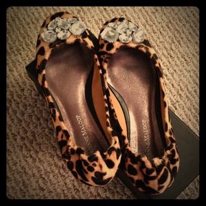 Leopard bejeweled round toe flats