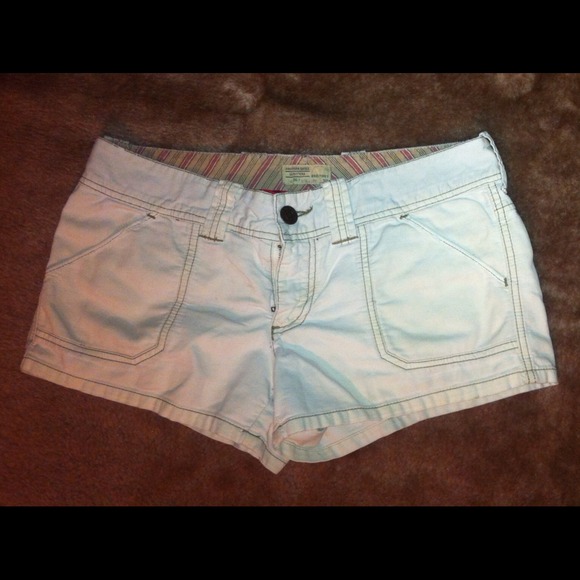 AE khaki shorts