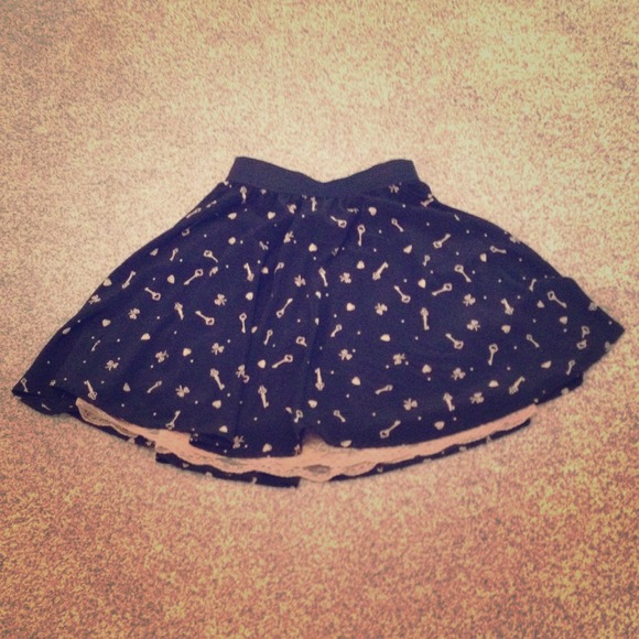 Xhilaration Knee-length Hearts & Keys Skirt