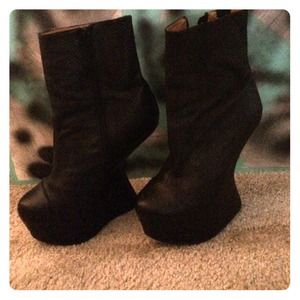 Dope invisible heel ankle boot by Jeffery Campbell